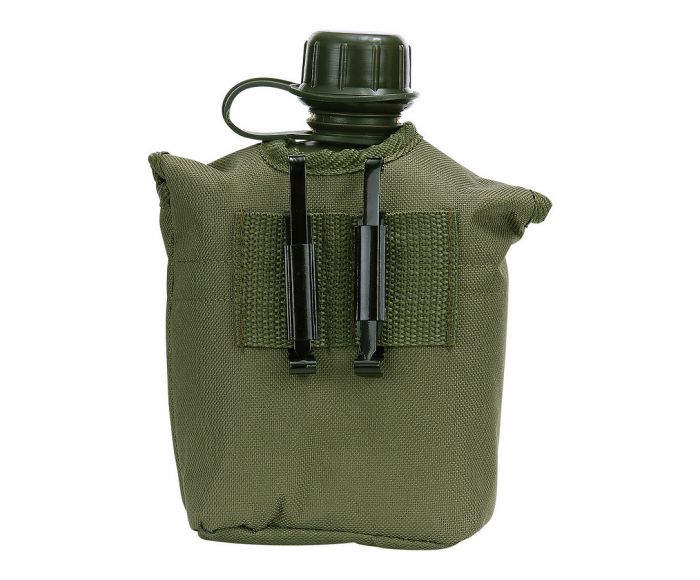 Feldflasche mit grüner Hülle
